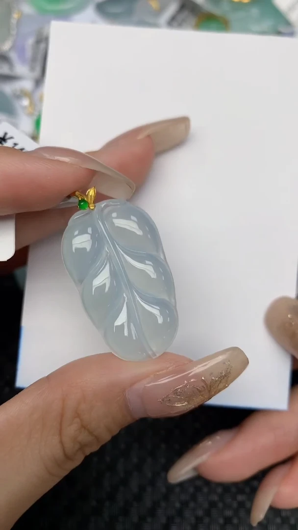 颈饰18K金镶嵌翡翠天然缅甸翡翠a货百元以上9元证书费自理