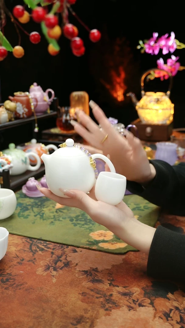 【闪购商品】冰种玉瓷龙蛋壶+主人杯+滴流
