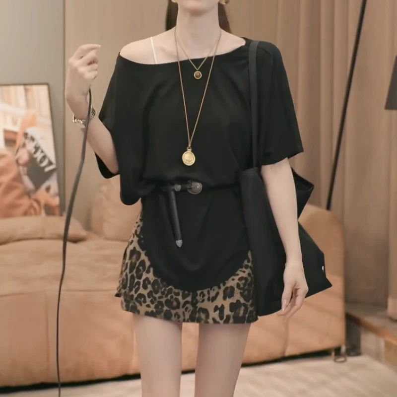 2025新款韩系宽松时尚气质上衣+百搭显瘦裤裙LK2505187