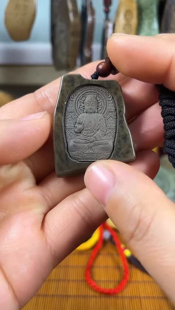 原石雕刻手把件  默认打孔穿绳93