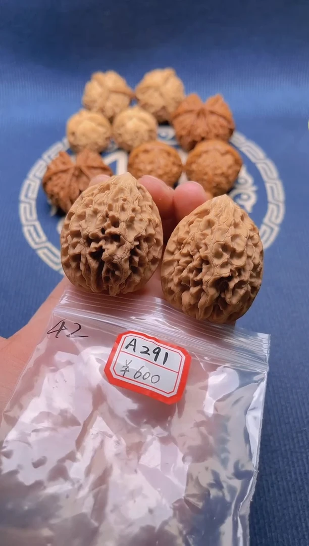文玩核桃把件Y*AA291 42全招财鼠