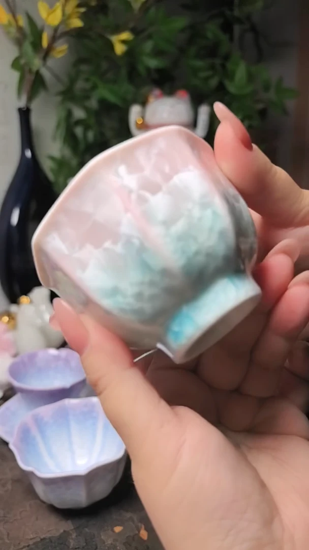 粉绿结晶釉八方杯