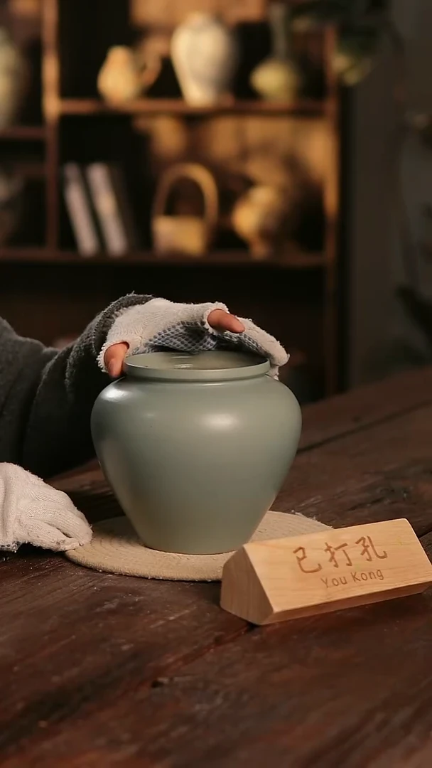 摆件12-408高度17口径12已打孔误差2