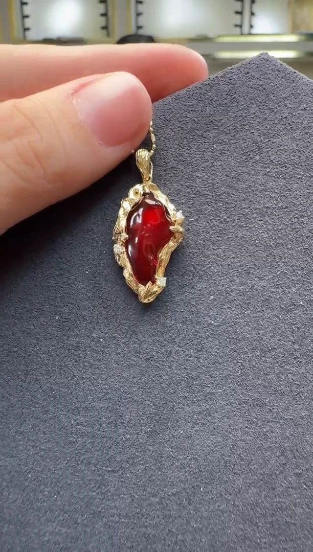 火欧泊18K金镶嵌吊坠(不含链)吊坠