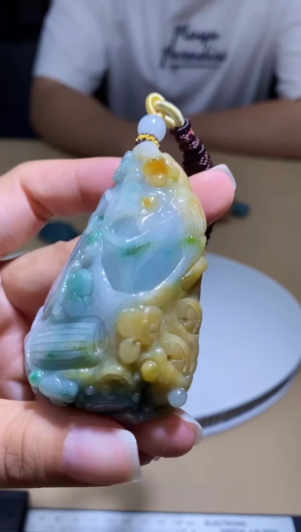 未镶嵌定制翡翠挂件
