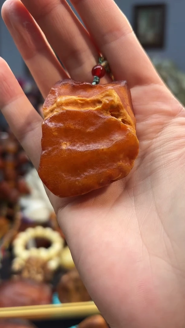 琥珀颈饰未镶嵌吊坠