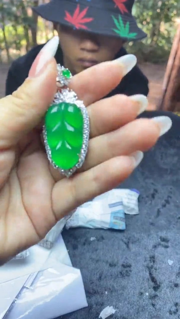 满色吊坠 所见即所得！！！