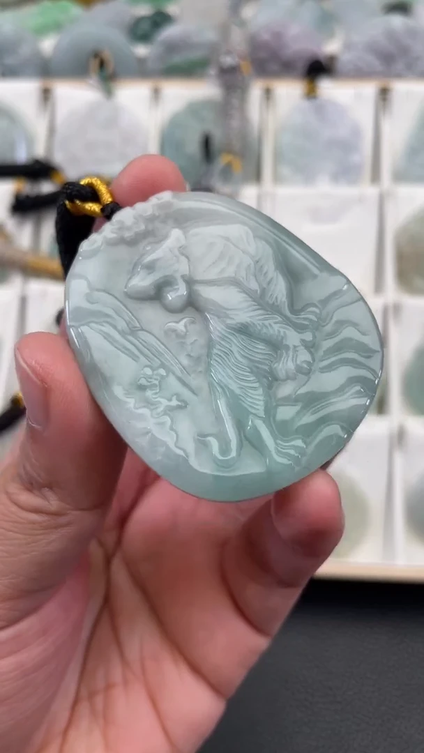 颈饰未镶嵌翡翠天然缅甸翡翠A货207