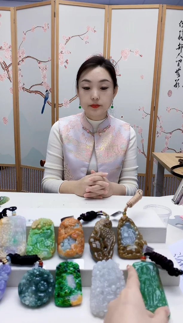 未镶嵌定制翡翠美*5160jw-毛货挂件