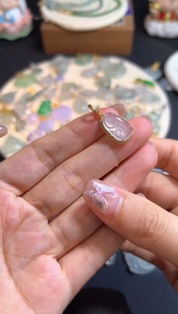 【闪购商品】翡翠颈饰18K金镶嵌翡翠源头直播间