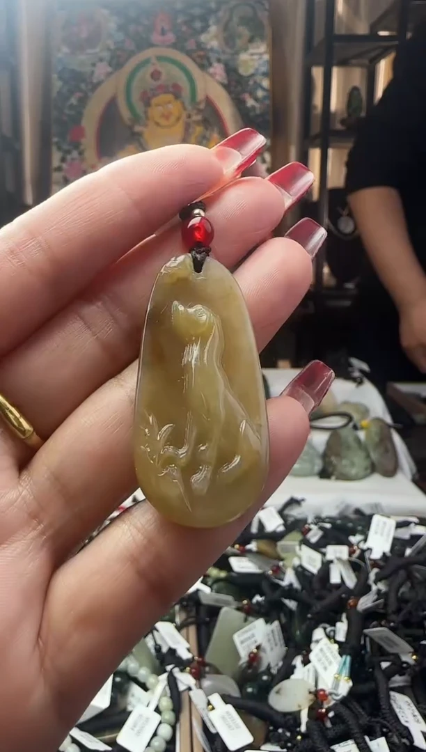 颈饰未镶嵌和田玉和田玉吊坠100