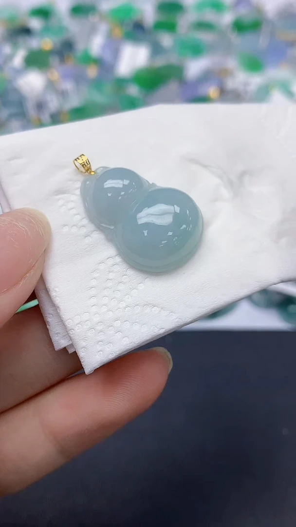 翡翠未镶嵌颈饰天然缅甸a货翡翠