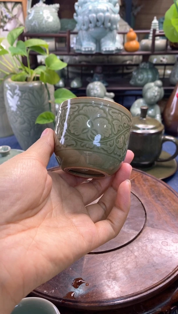 TS032微瑕 片白 牡丹直 不倒杯1只
