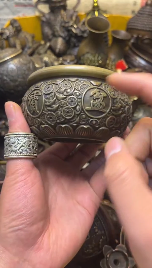 精美铜器，点击下单