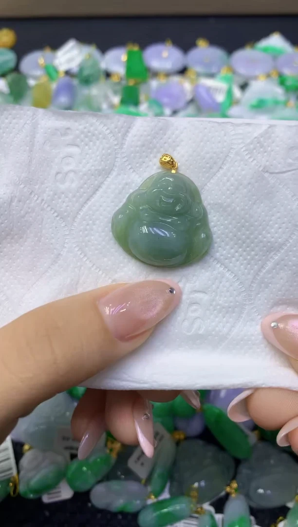 颈饰未镶嵌翡翠天然缅甸翡翠A货