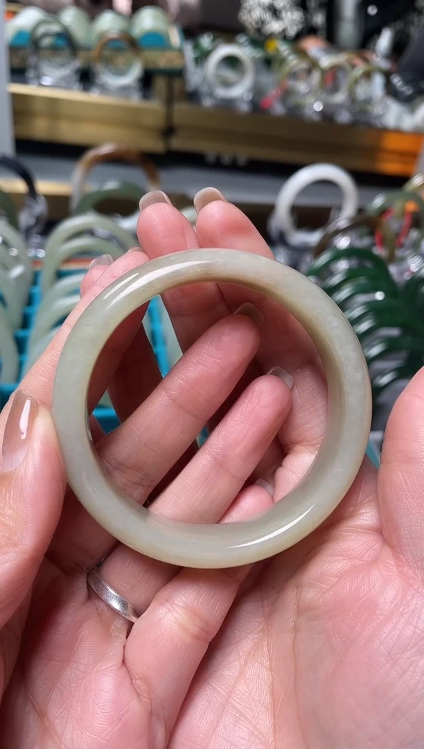 未镶嵌手镯和田玉和田玉黄口手镯56.5mm