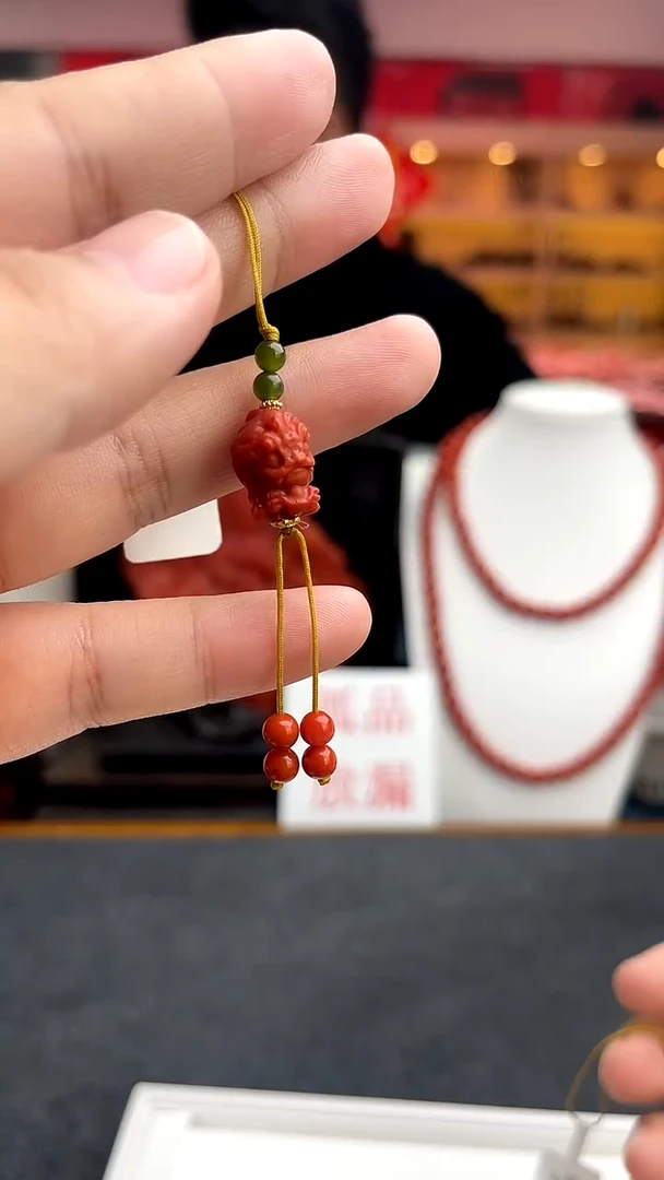 银S925镶嵌南红貔貅宝宝手机挂南红玛瑙一件5