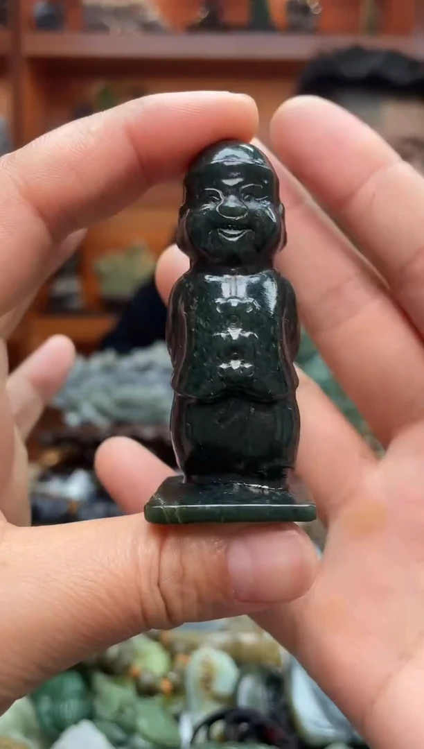 未镶嵌和田玉把件1