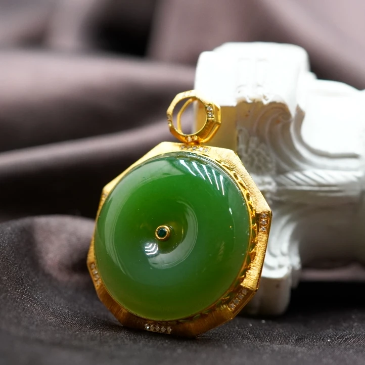 18K和田玉猫眼平安扣吊坠 A060526