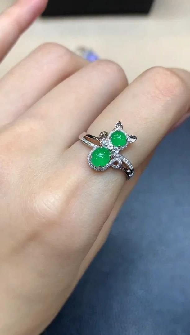 18K金镶嵌戒指翡翠蛋面【无服务费