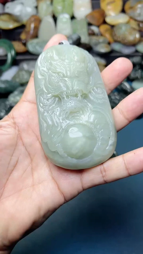 未镶嵌和田玉把件-