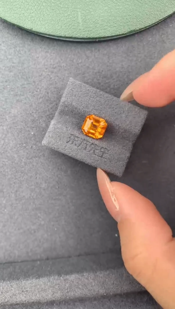 裸石彩色蓝宝石3ct黄蓝宝  定制  FD