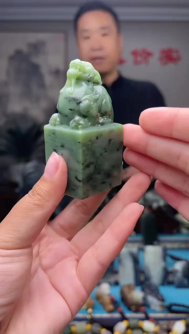 未镶嵌和田玉挂件1