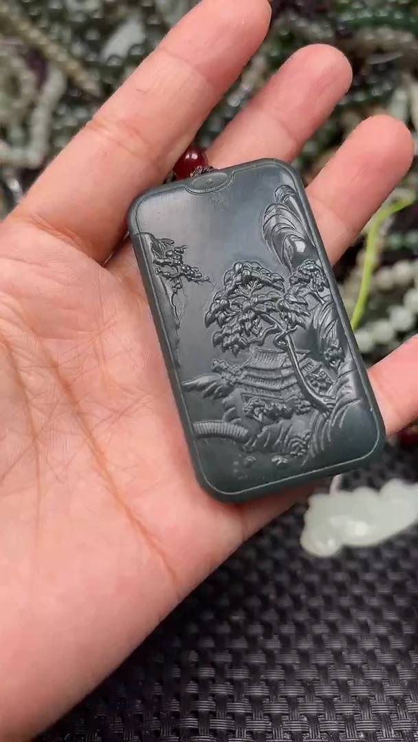颈饰未镶嵌和田玉1