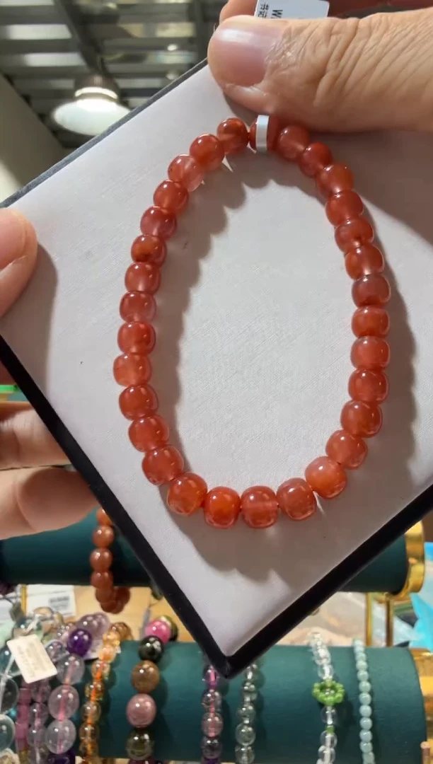 未镶嵌手链南红玛瑙优1111 约6mm 多样性发一件