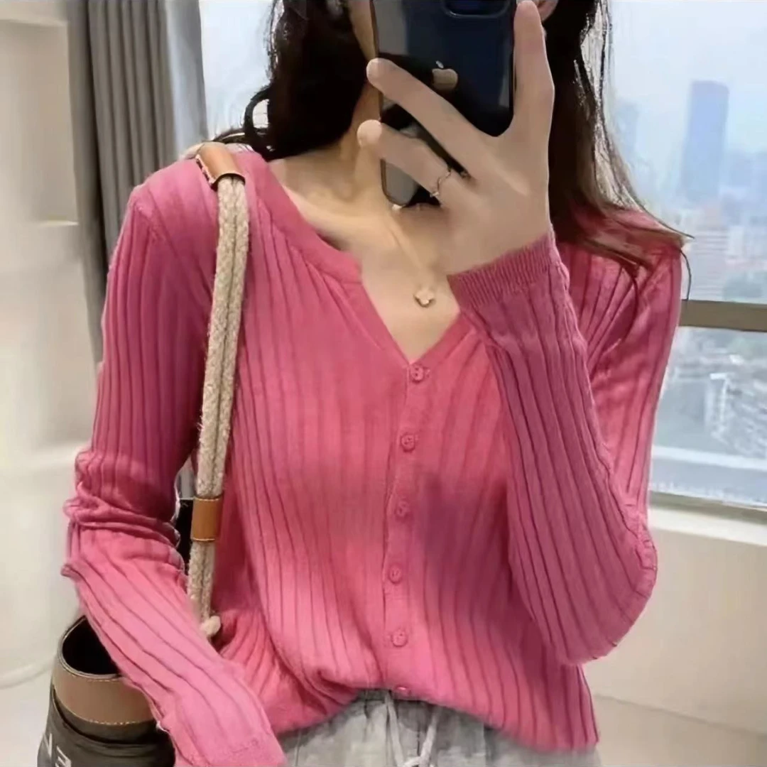 v领设计感春秋款开衫