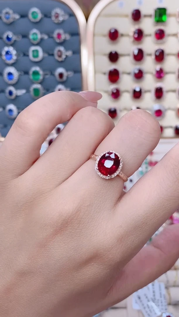 18K金镶嵌碧玺戒指碧玺3.8ct