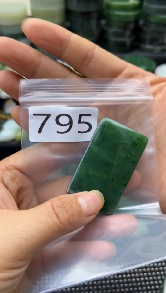 未镶嵌和田玉珠宝半成品牌子