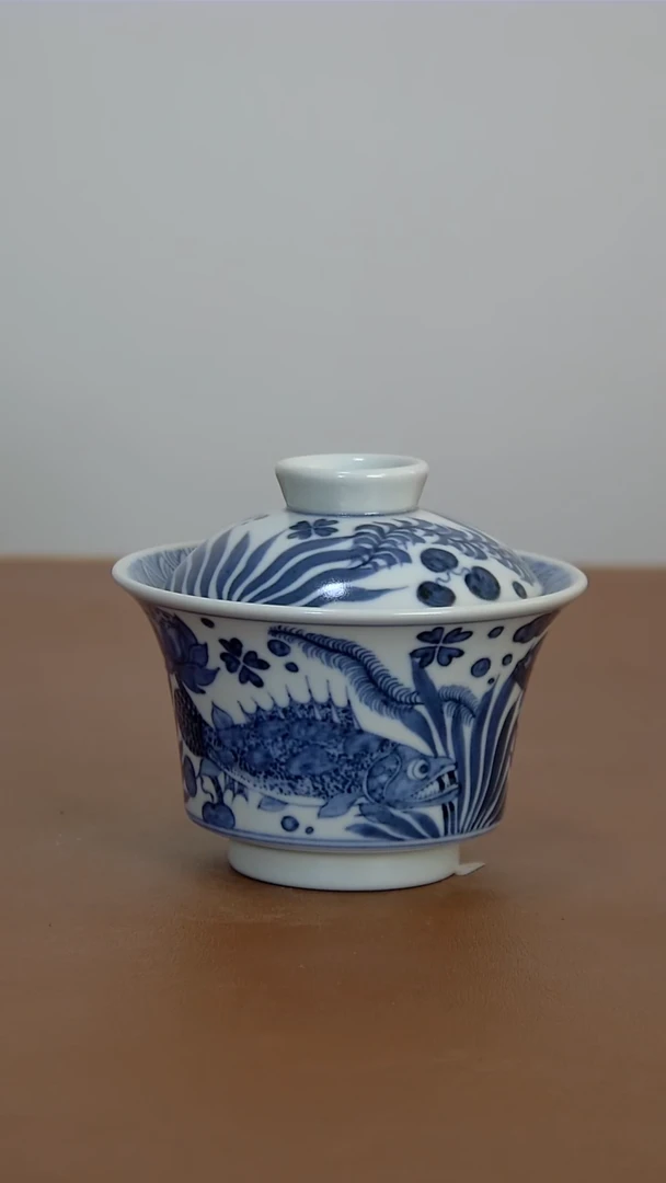 景德镇纯手工手绘鱼藻盖碗