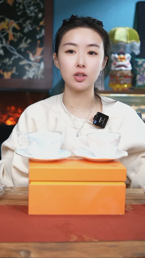 【闪购商品】瓷片豆包儿推荐饰品摆件