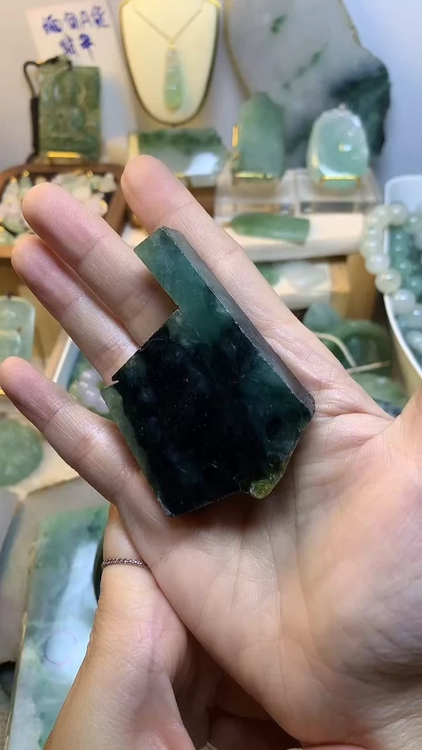 未镶嵌挂件翡翠雷* 缅甸A货翡翠，没有运费险
