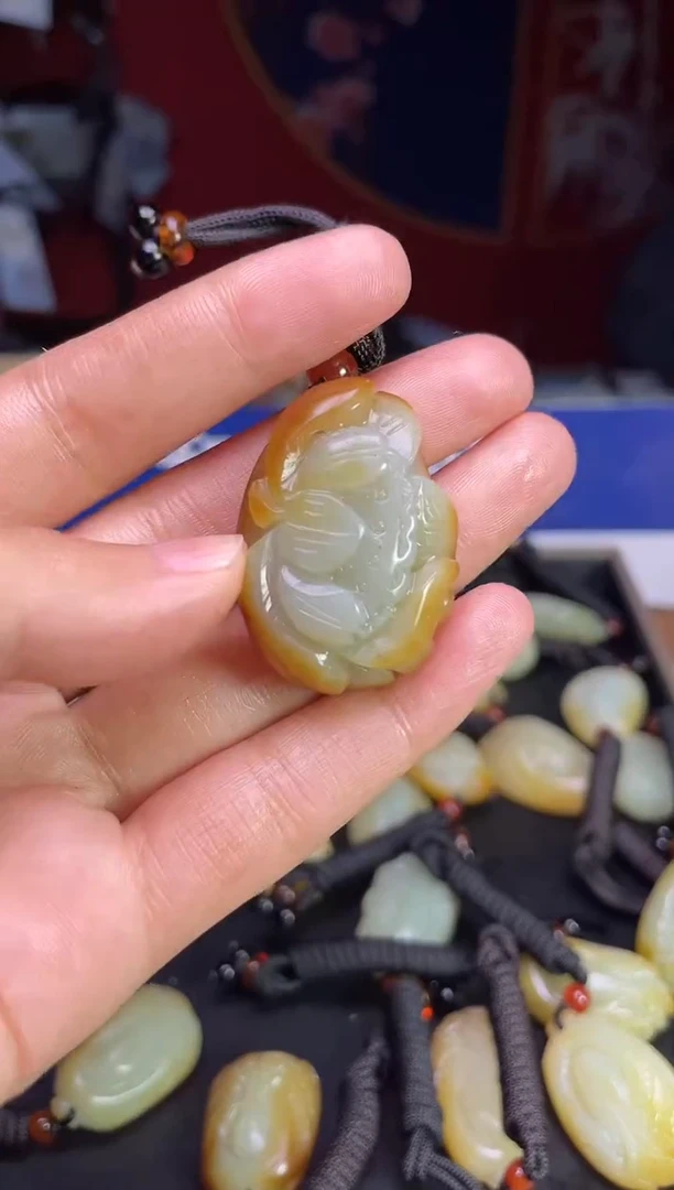 颈饰未镶嵌和田玉123