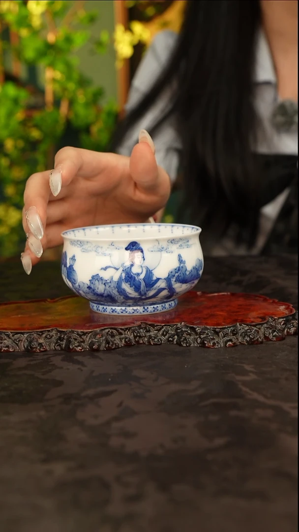 画堂春 青花手绘人物主人杯