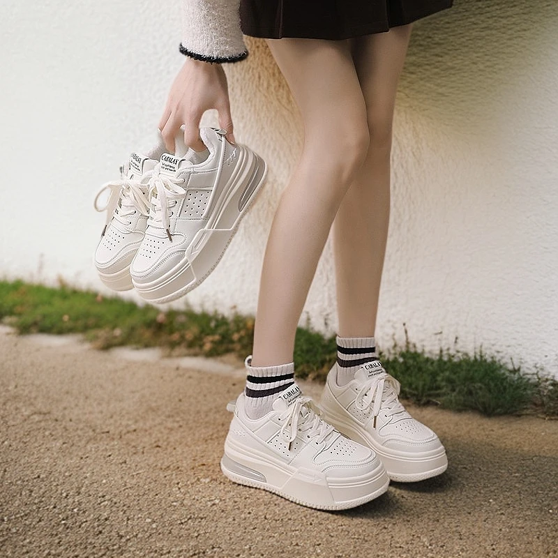 鞋子女款爆款2025新款厚底小白鞋子板鞋百搭学生春秋季新款小白鞋