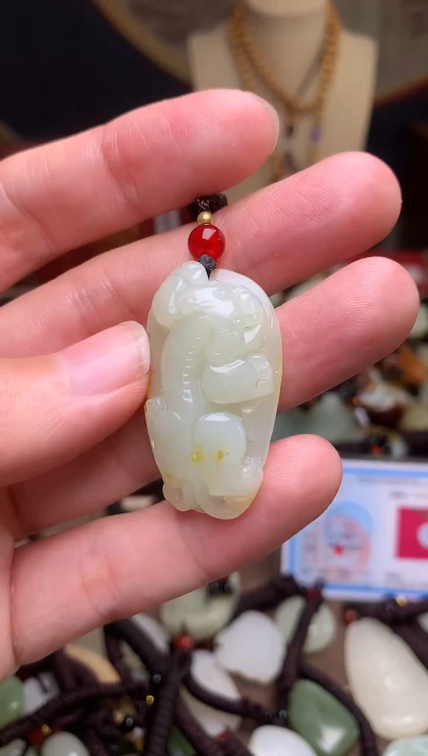 颈饰未镶嵌和田玉新疆料青海料清水和田玉吊坠