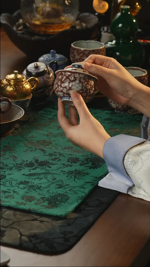 瓷片畅怀堂