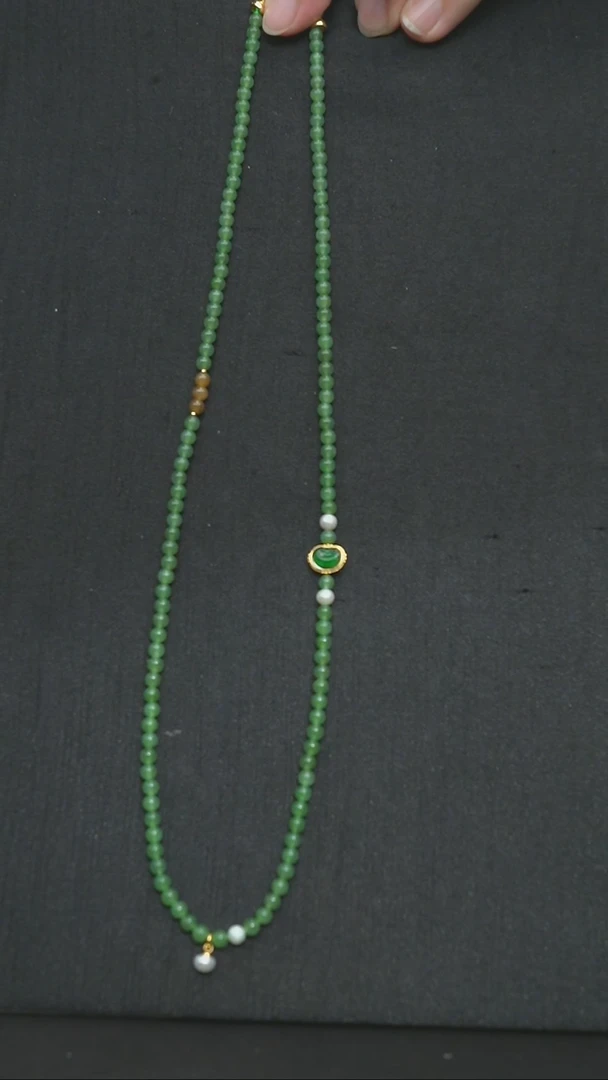 和田玉（碧玉）未镶嵌颈饰3.9mm