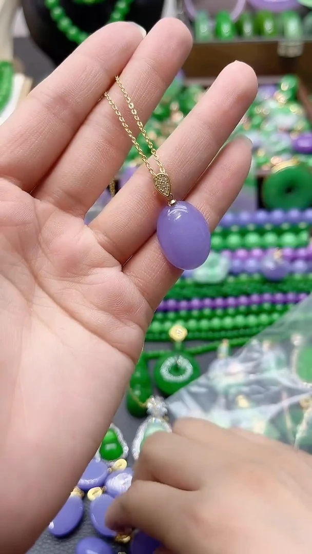 吊坠(赠链)未镶嵌翡翠紫蛋面裸