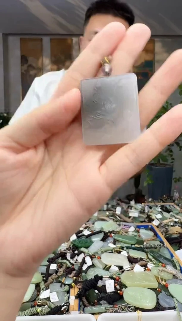 未镶嵌和田玉挂件拍一发一