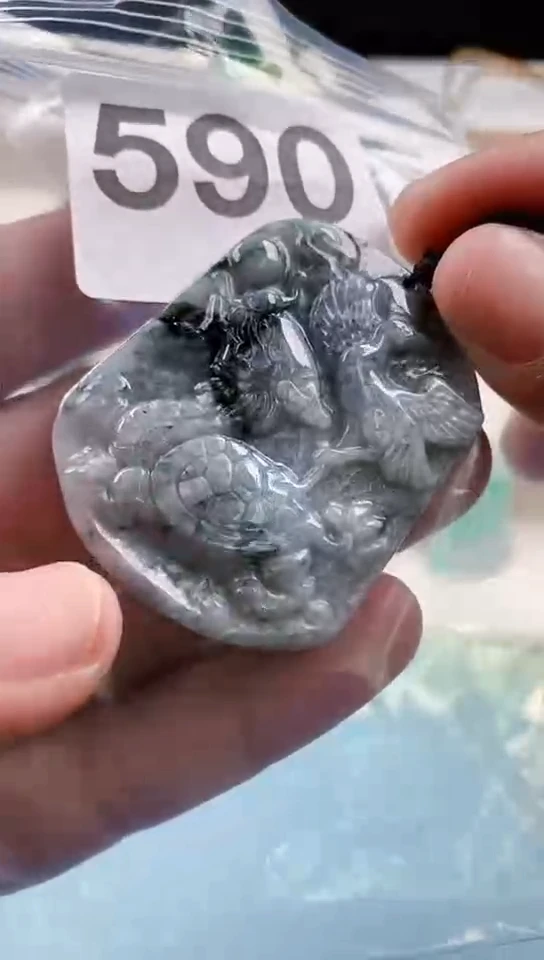 【闪购商品】翡翠挂件未镶嵌天然翡翠吊坠挂件