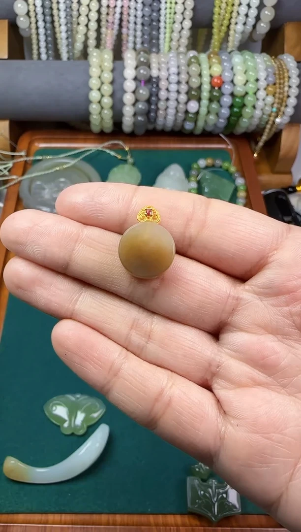 【闪购商品】和田玉无未镶嵌吊坠