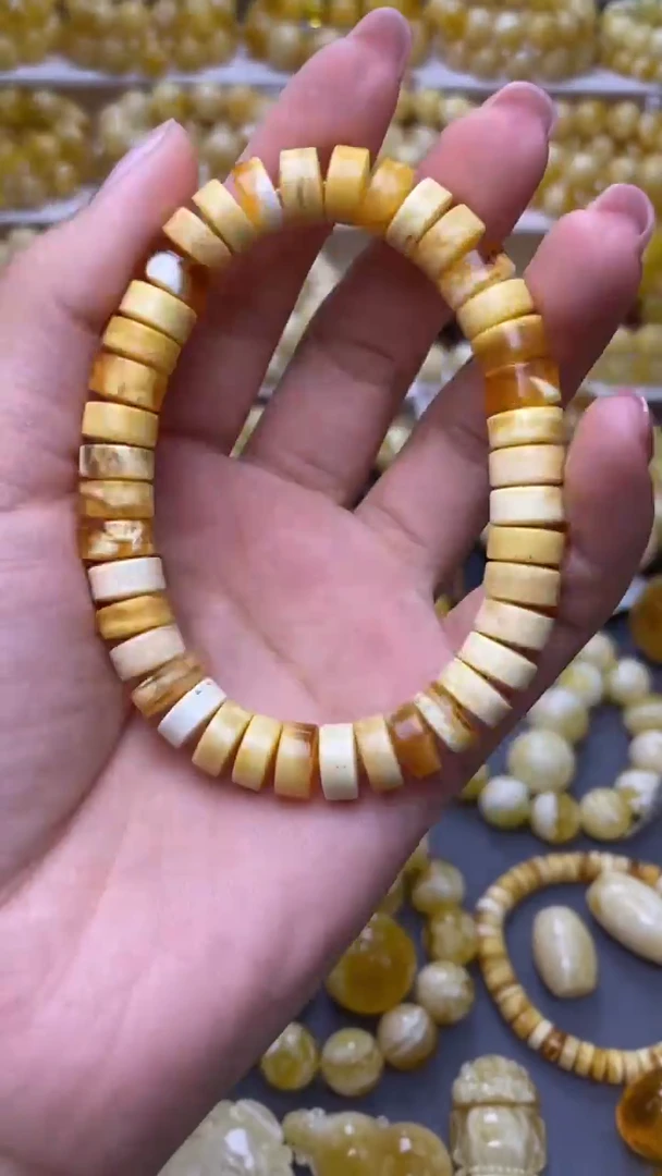 未镶嵌蜜蜡裸石葵.86