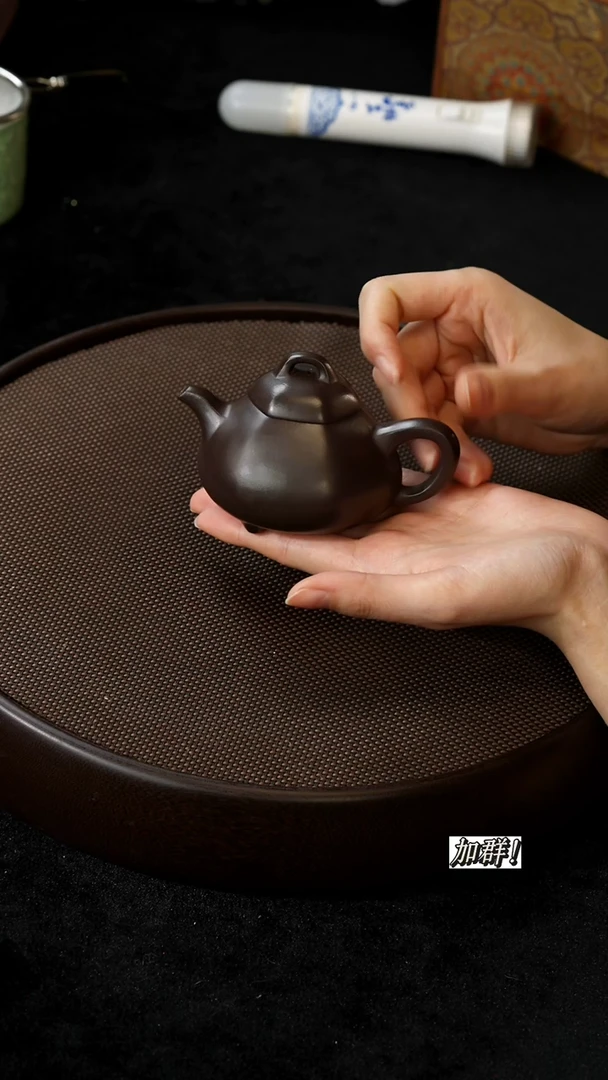 茶壶紫砂黑墩头三足乳鼎140cc