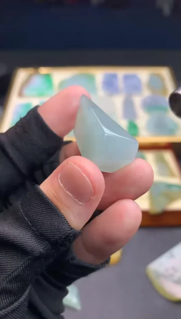 定制翡翠未镶嵌天然翡翠裸石