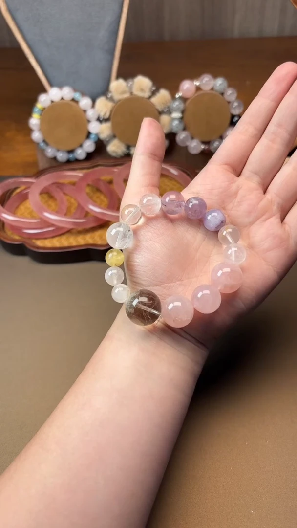 未镶嵌手串水晶今****吗1