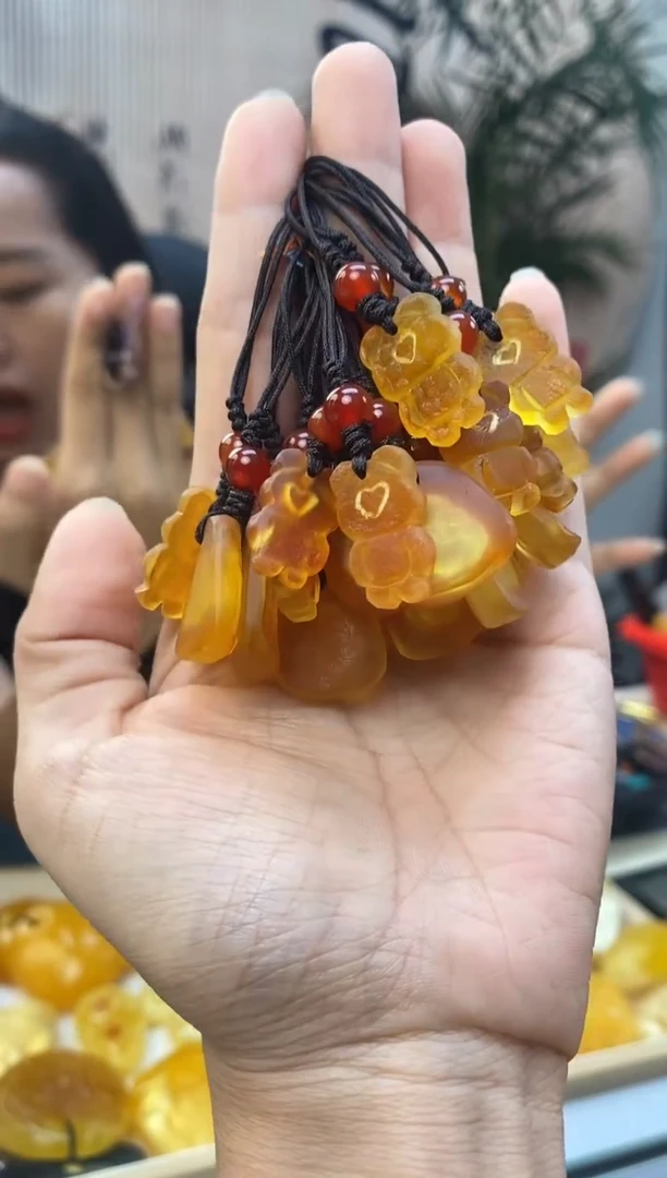 未镶嵌琥珀裸石天然琥珀蜜蜡多样性发一